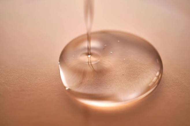 흔히 러브젤이라고 불리는 성 윤활제를 구매할 때는 최대 삼투압 농도와 산성 농도를 확인해야 한다./사진=클립아트코리아