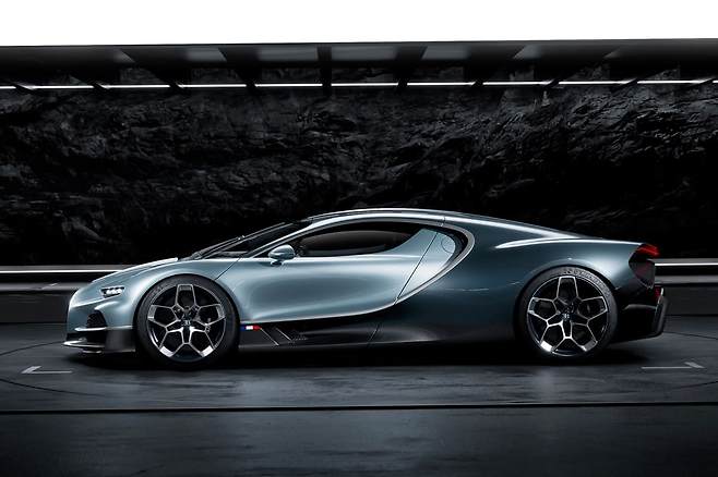 부가티 뚜르비옹