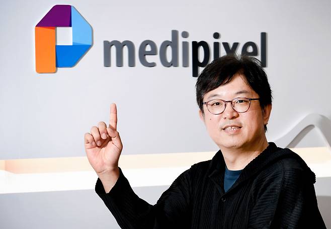 송교석 메디픽셀 대표가 지난 5월 27일 서울 강남구 사무실에서 조선비즈와 인터뷰하고 있다. 메디픽셀은 심혈관 조영술 영상을 2초 만에 분석하는 인공지능(AI) 소프트웨어를 개발했다./조선비즈