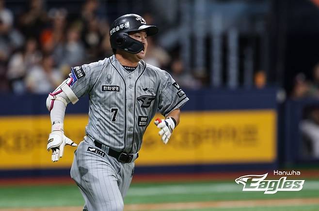 한화 이도윤이 2안타 3타점 맹활약했다. 사진 | 한화이글스