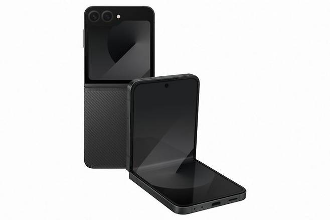 갤럭시 Z 플립6 크래프티드 블랙ⓒ삼성전자