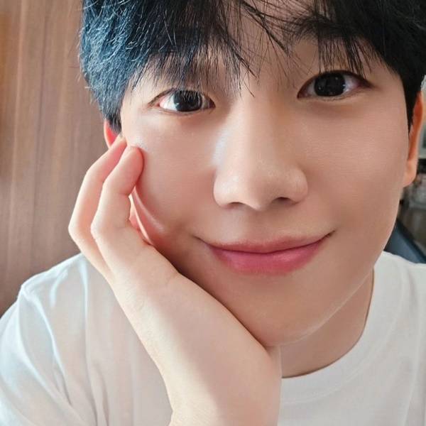 사진 출처=정해인 SNS 화면 캡처.