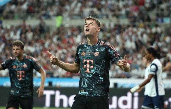 전반 선제골을 터뜨린 후 환호하는 바이에른 뮌헨의 비도비치. 연합뉴스