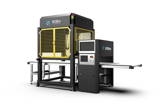 로보원이 개발한 AI 기반 폐기물 선별 로봇 '로빈'