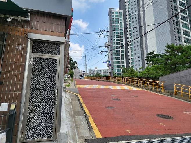 남성역에서 숭실대입구역으로 가는 일대에는 이 같은 언덕길이 많았다.ⓒ데일리안 허찬영 기자