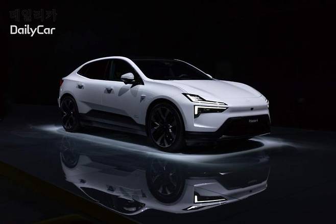 폴스타 4 (폴스타 브랜드 나이트, 2024 오토차이나)