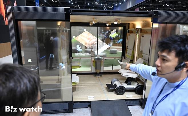 현대자동차그룹이 경기도 고양시 킨텍스에서 3일 열린 '월드 스마트 시티 엑스포 2024 (WSCE 2024)'에 처음으로 참가해 추구하는 사람 중심의 스마트시티를 선보이고 있다./사진=이명근 기자 qwe123@