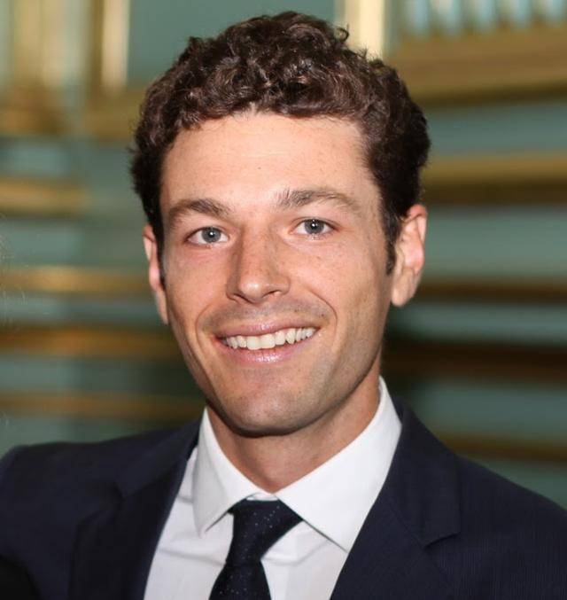 금문교 대변인 파올로 코술리치-슈워츠. 그는 한국일보 인터뷰에서 "금문교의 자살 방지 그물은 낙담한 사람들에게 보살핌과 희망의 상징으로 작용하며 두 번째 기회를 줄 것"이라고 말했다. 본인 제공