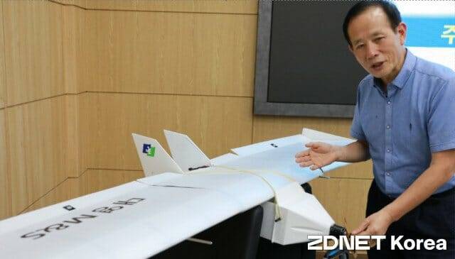 이희우 대영M&S 대표가 11일 대전테크노파크에서 드론 호크 6.1에 대해 설명했다.