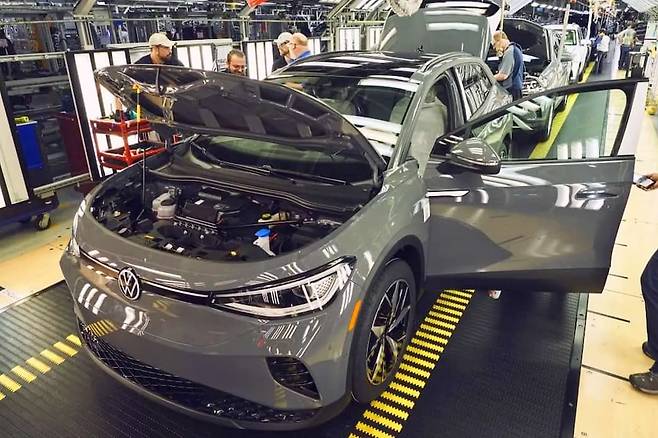 폭스바겐 ID 4를 생산 중인 채터누가 공장