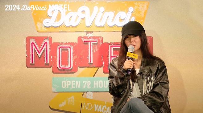 지난 27일 현대카드 '다빈치 모텔'에서 강연하는 민희진 전 어도어 대표. /현대카드