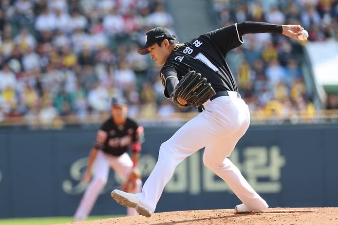 <yonhap photo-2882=""> 고영표. 연합뉴스</yonhap>