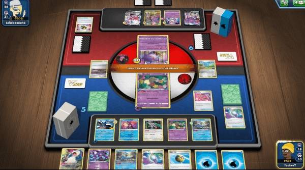 - 원작의 게임 필드와 비교하면 상당히 간소화된 것을 확인할 수 있다