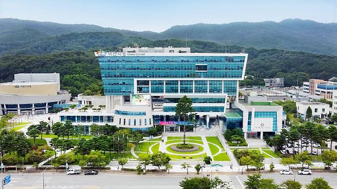 이천시청사 전경. / 사진제공=이천시
