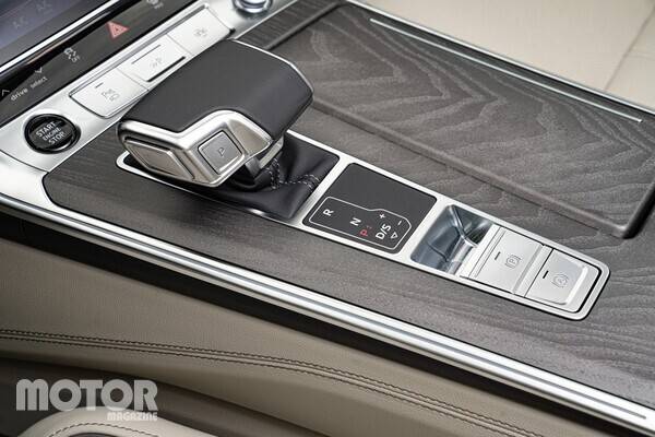 아우디 A7 55 TFSI e 콰트로 사진 모터매거진 최재혁 기자