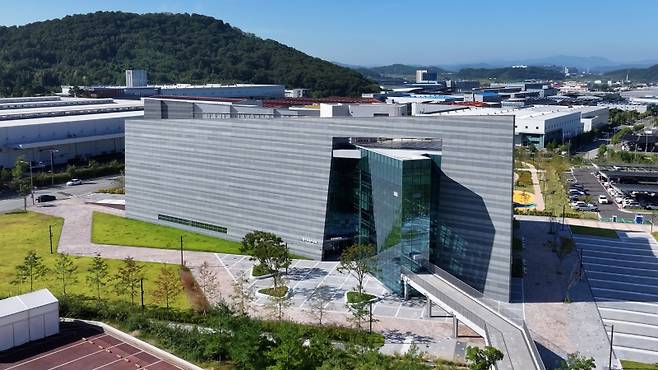 전국 최초 화석 전문 공립박물관인 달성화석박물관이 오는 16일 개관식과 함께 본격적인 운영을 시작한다. 달성군청 제공