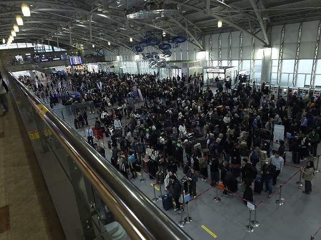 7fed8272b4826af751ef81e541857d73cb2b3ae27de6607392e19fb2d117ad6b