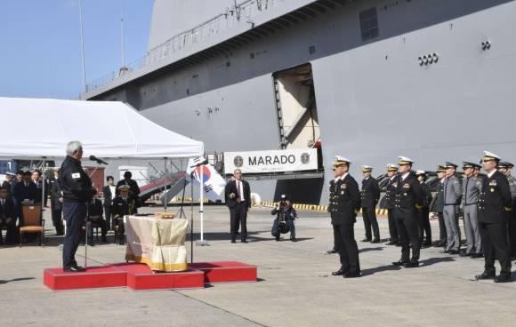 한국 함정 입항 환영하는 나카타니 일본 방위상 - 나카타니 겐 일본 방위상이 7일 가나가와현 해상자위대 요코스카 기지에서 열린 한국 해군 함정 입항 행사에서 인사말을 하고 있다. 2024.11.7 연합뉴스