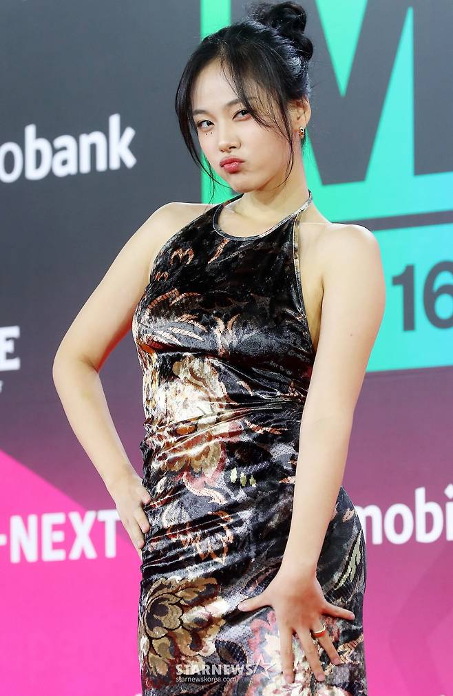 가수 겸 배우 비비가 30일 오후 인천 중구 인스파이어 아레나에서 진행된 'MMA 2024'(제16회 멜론 뮤직어워드) 레드카펫 행사에 참석해 포즈를 취하고 있다. 2024.11.30 /사진=김창현 chmt@