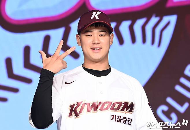 삼성 포수 김민수의 외사촌 동생인 키움 투수 정현우(사진). '2025 KBO리그 신인드래프트' 1라운드 전체 1순위로 키움에 입단한 특급 유망주다. 엑스포츠뉴스 DB