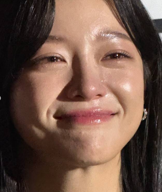 김세정 소셜미디어