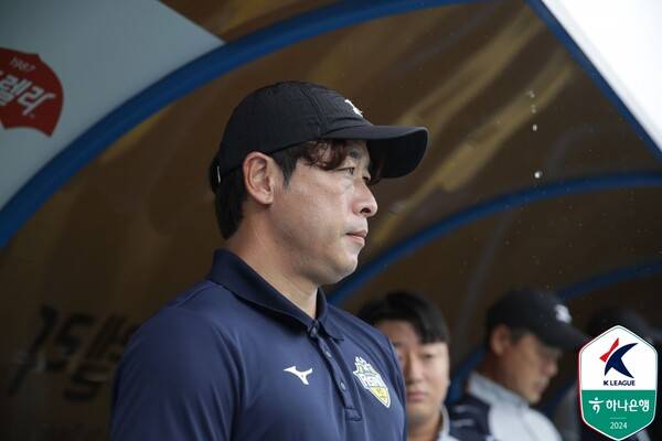 충남아산FC 배성재 감독. 사진┃한국프로축구연맹