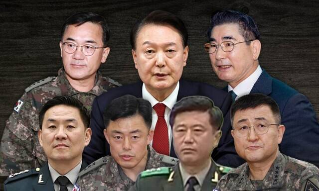 12.3 내란사태를 주도한 김용현 전 국방부장관(윗줄 오른쪽 끝)