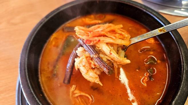 20241226_131926.jpg 경기도 안성에서 닭개장