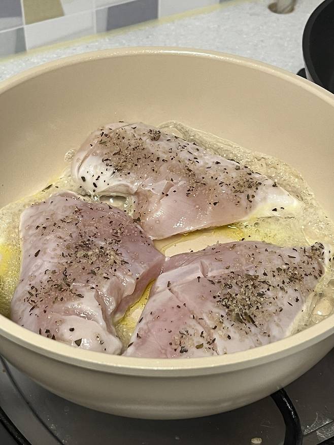 IMG_8756.jpeg 닭가슴살 야채 밀프렙 도전함