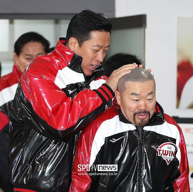 ▲ LG 이병규 퓨처스 감독과 김용일 수석 트레이닝 코치 ⓒ곽혜미 기자