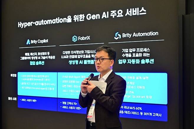 CES 2025 삼성SDS 부스 투어에서 삼성SDS 이준희 사장이 인사말을 하고 있다.ⓒ삼성SDS
