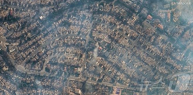 9일(현지시간) 산불로 초토화된 캘리포니아주 퍼시픽 팰리세이즈의 위성사진. 사진은 막사르 테크놀로지스 제공. 2025.01.09 ⓒ 로이터=뉴스1 ⓒ News1 김지완 기자