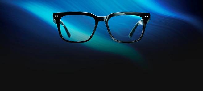 보청기 탑재 안경. 사진=뉘앙스 오디오