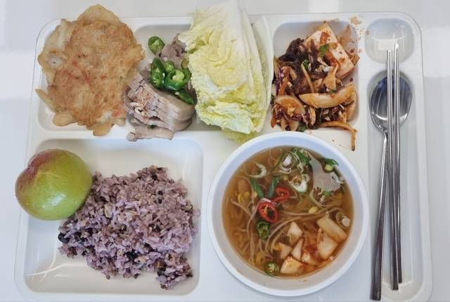 구내식당 배식 사례