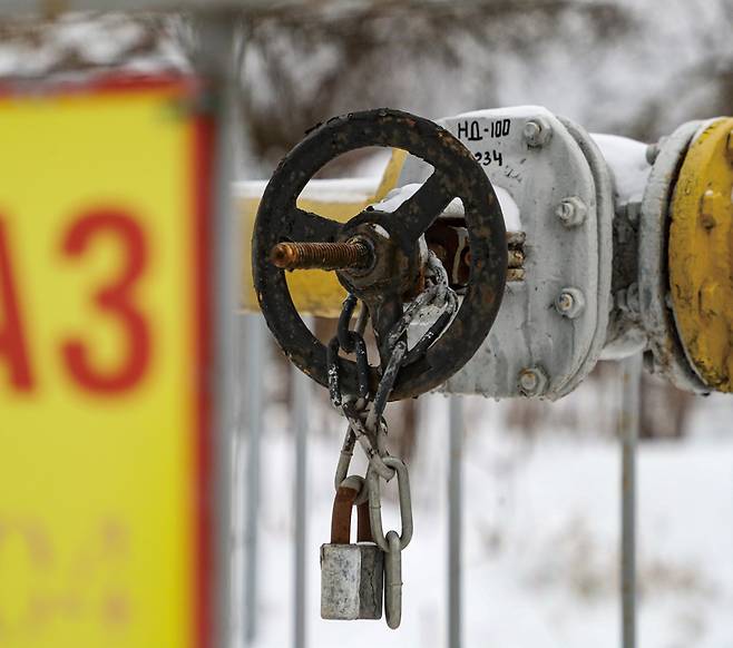 러시아 모스크바 교외에 있는 러시아 국영 가스 기업 가스프롬의 파이프 ⓒEPA 연합