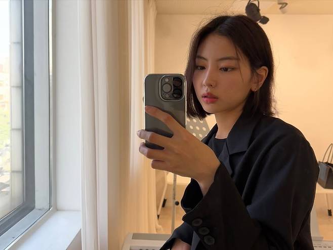 인스타그램 @yully_x