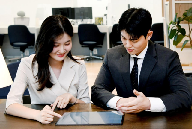 삼성생명이 2025년 보험 컨설턴트(설계사) 역량 강화를 위해 교육육성체계를 건강 보험 중심·디지털 교육 등을 중심으로 개편한다. /삼성생명