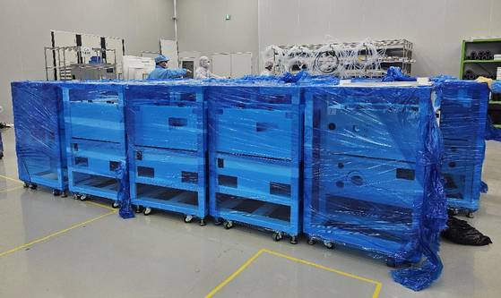 검찰이 A회사에서 압수한 제작 중인 세정장비. 사진 수원지검