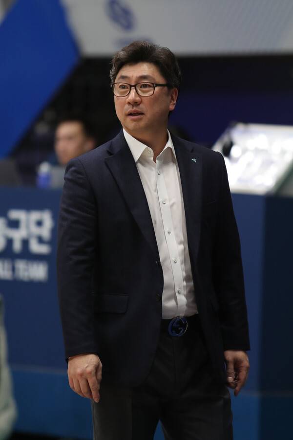 하나은행 김도완 감독. 사진┃WKBL