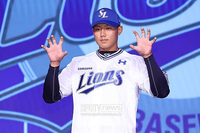 ▲ 삼성의 부족한 지점을 메워줄 자원으로 큰 기대를 모으는 배찬승 ⓒ곽혜미 기자