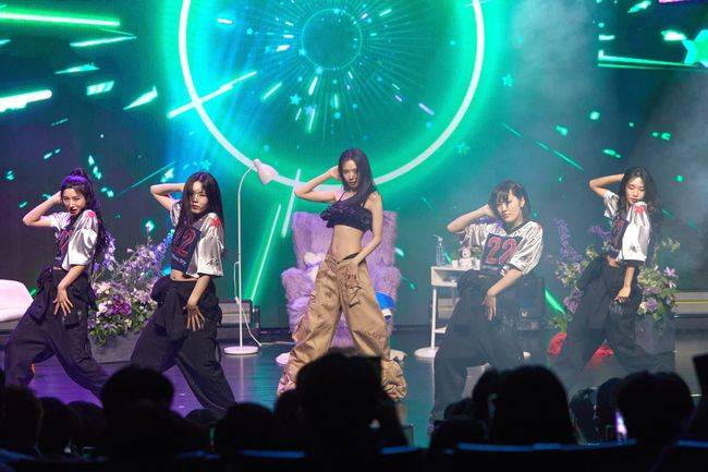 YG엔터테인먼트 제공