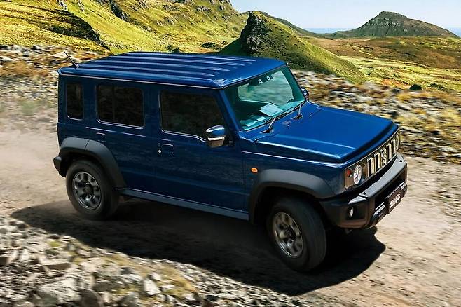 스즈키 '짐니 노마드'