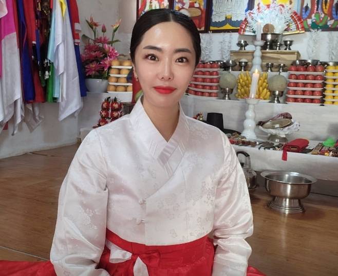 무속인 비단아씨