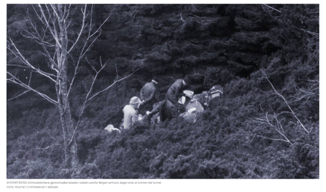 이스달 여인이 시신으로 발견된 다음 날인 1970년 11월 30일, 노르웨이 법의학자들이 베르겐 인근 계곡 이스달렌의 현장을 조사하고 있다. 사건을 재조사한 노르웨이 공영방송 NRK가 베르겐 국립문서기록보관소에서 발견한 사진. NRK 홈페이지 캡처