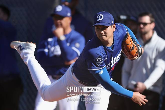 ▲ 오타니는 16일 팀 스프링트레이닝이 열리고 있는 미 애리조나주 글렌데일에서 이번 스프링트레이닝 들어 첫 불펜 피칭을 성공적으로 소화했다.