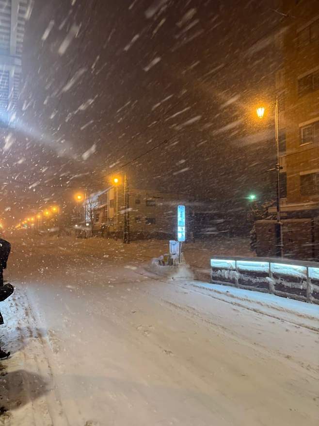 09eef400b5f16bf1239a8294379c706909dfc4f10073d1cae12e80365fbfccb936f0ff1e8a6ba705550af68ee2f2e5e79967a1bd6d