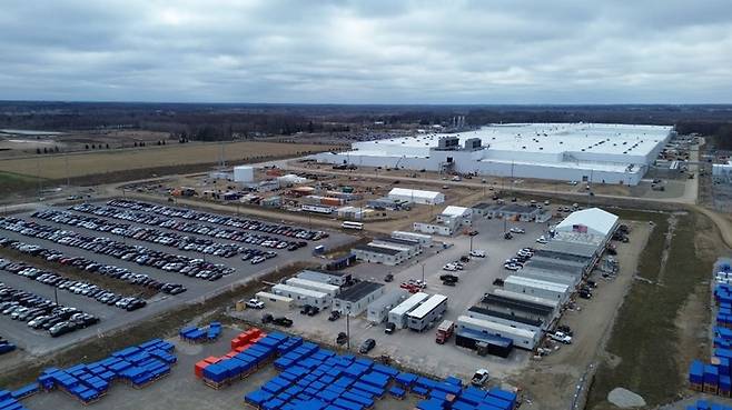 제너럴모터스(GM)이 LG에너지솔루션과 미국 랜싱에 건설한 3공장