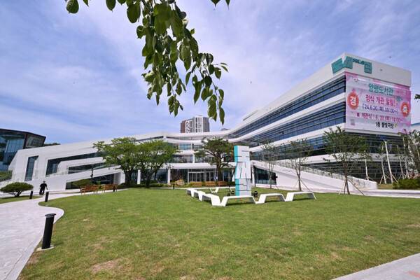 양평도서관 전경. 도서관제공