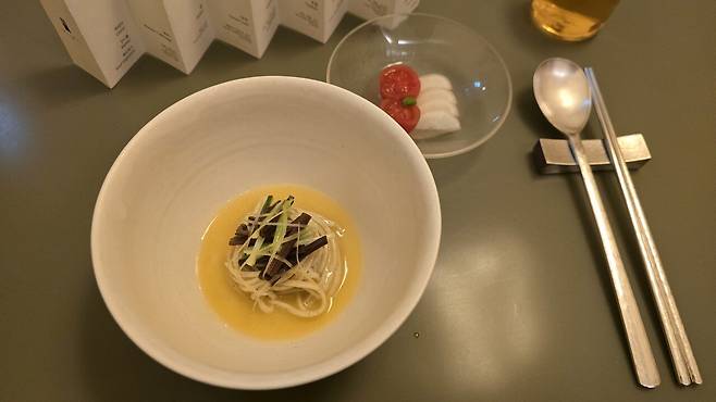 20250223_192717.jpg 미슐랭 1스타 한식 소설한남