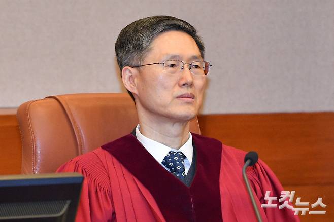 문형배 헌법재판소장 권한대행. 류영주 기자